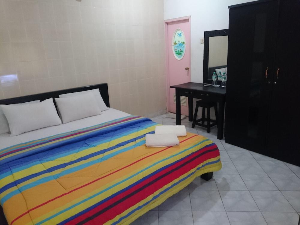 Sapta Petala Hotel Кута Екстериор снимка