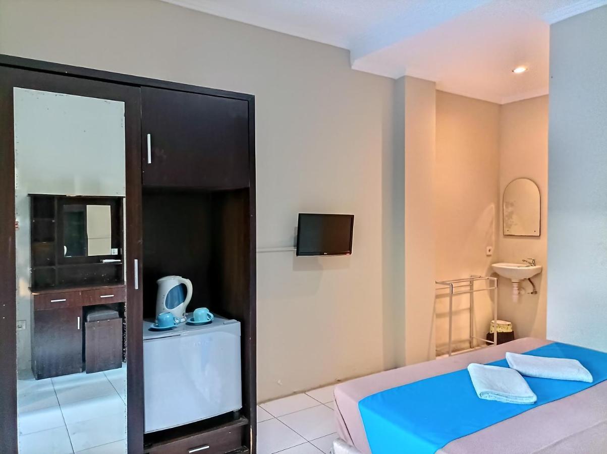 Sapta Petala Hotel Кута Екстериор снимка