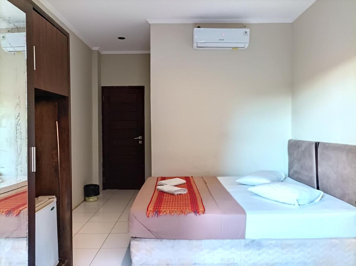 Sapta Petala Hotel Кута Екстериор снимка