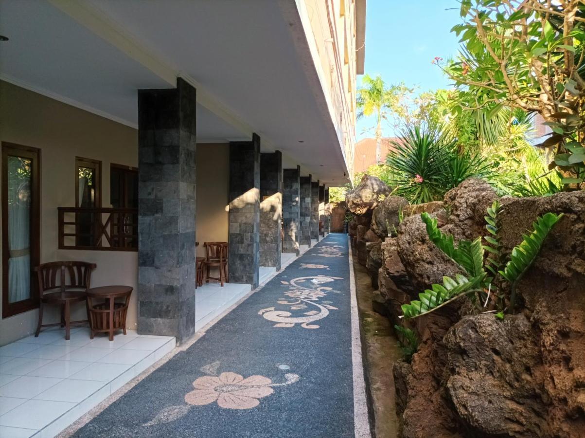 Sapta Petala Hotel Кута Екстериор снимка