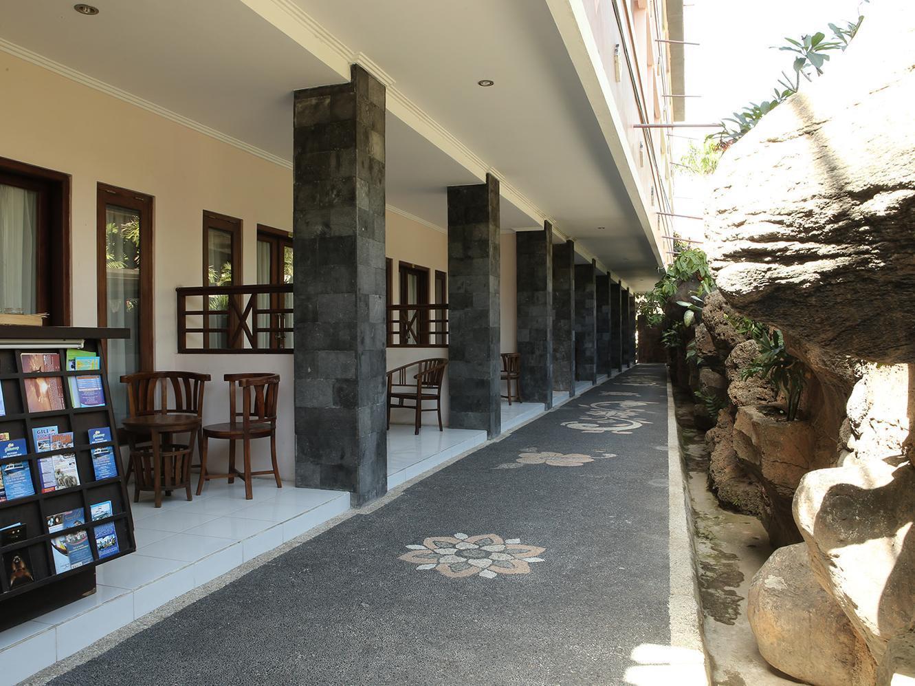Sapta Petala Hotel Кута Екстериор снимка